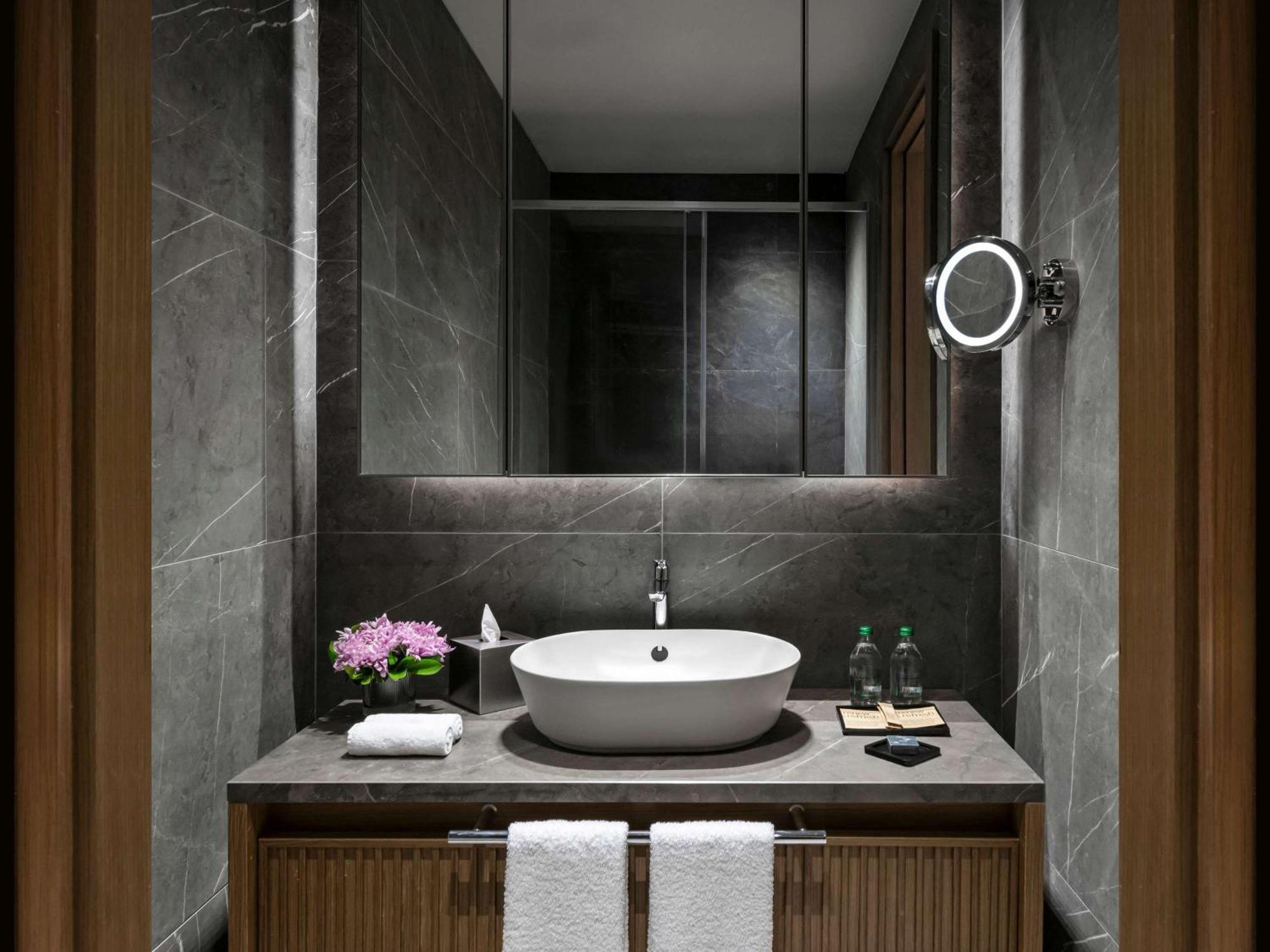Hotel Moevenpick Living Istanbul Saklivadi Exterior foto