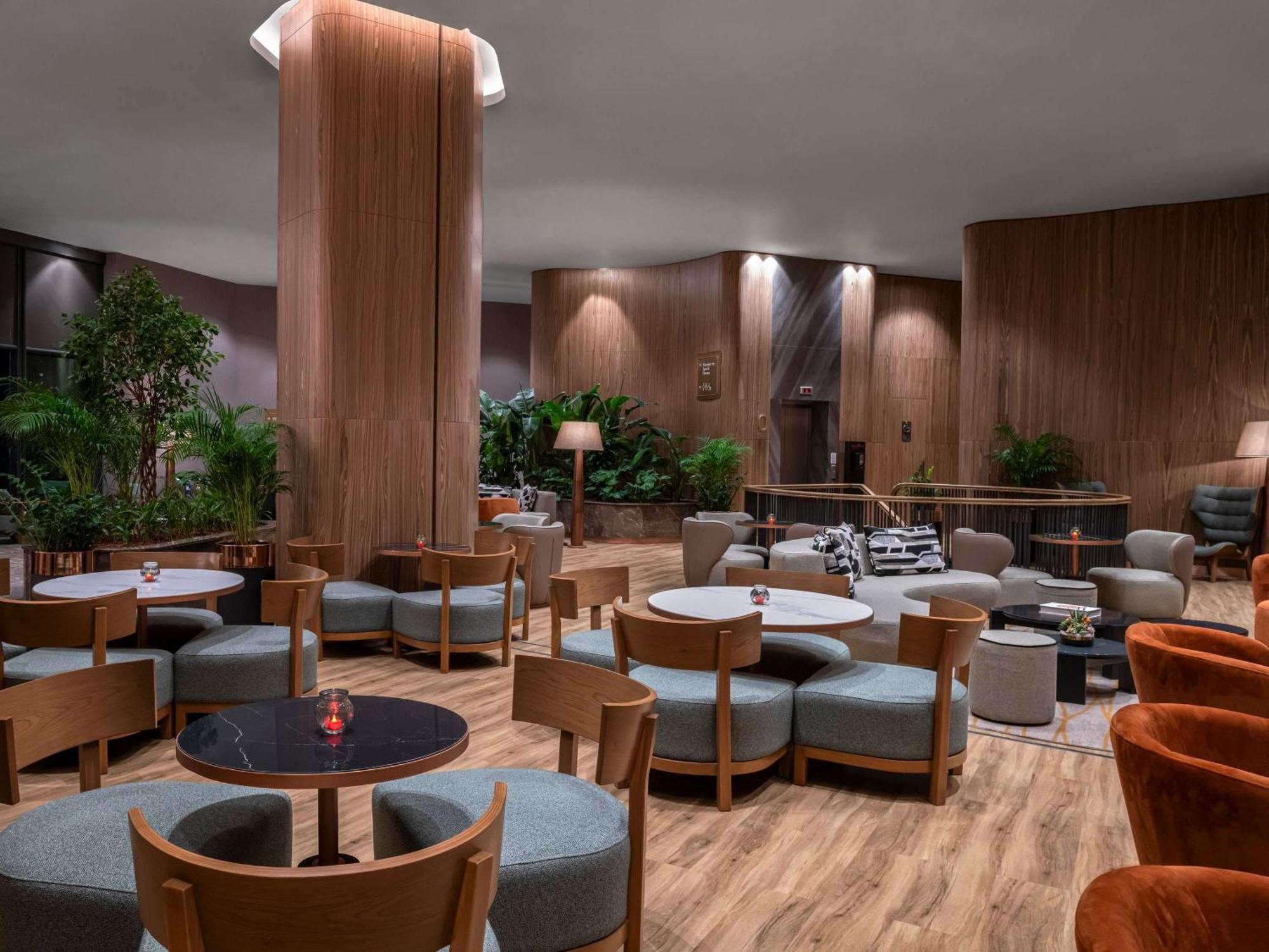 Hotel Moevenpick Living Istanbul Saklivadi Exterior foto