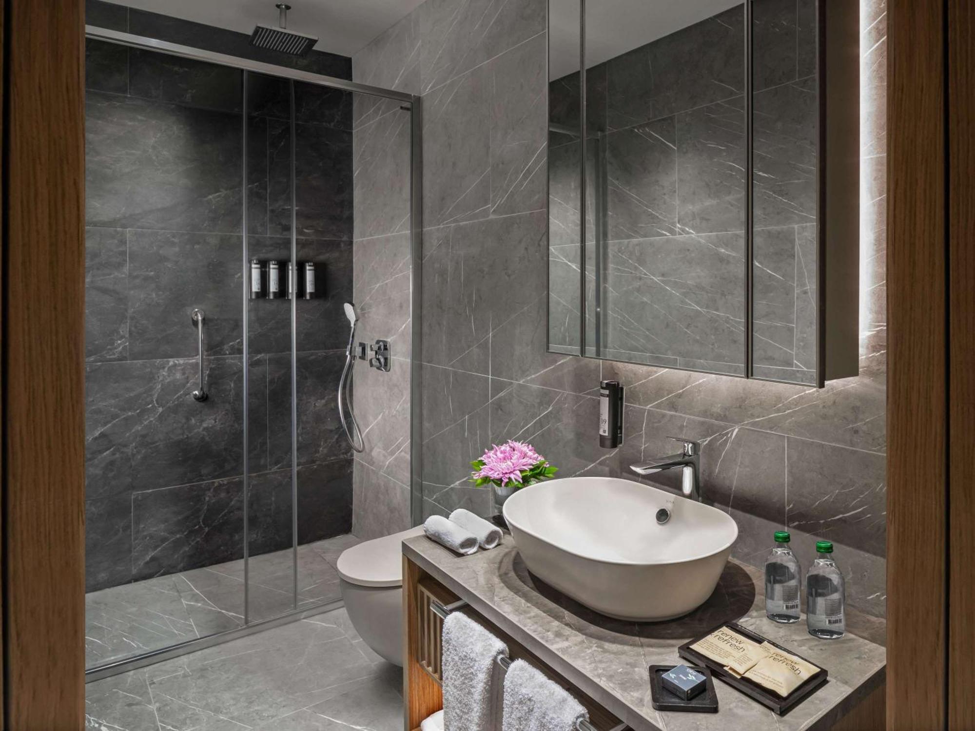 Hotel Moevenpick Living Istanbul Saklivadi Exterior foto